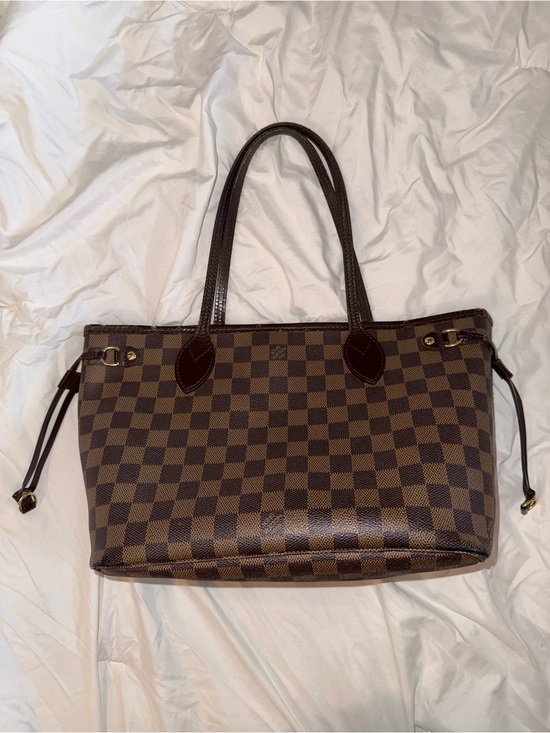 Louis Vuitton Handbags - Louis Vuitton Damier Ebene Neverfull PM